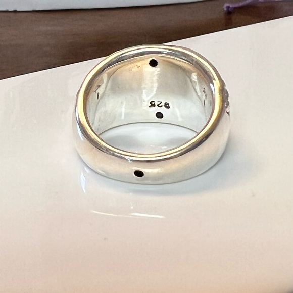 925 Sterling Silver stamp. Ring. Size 7-9 - Picture 2 of 5